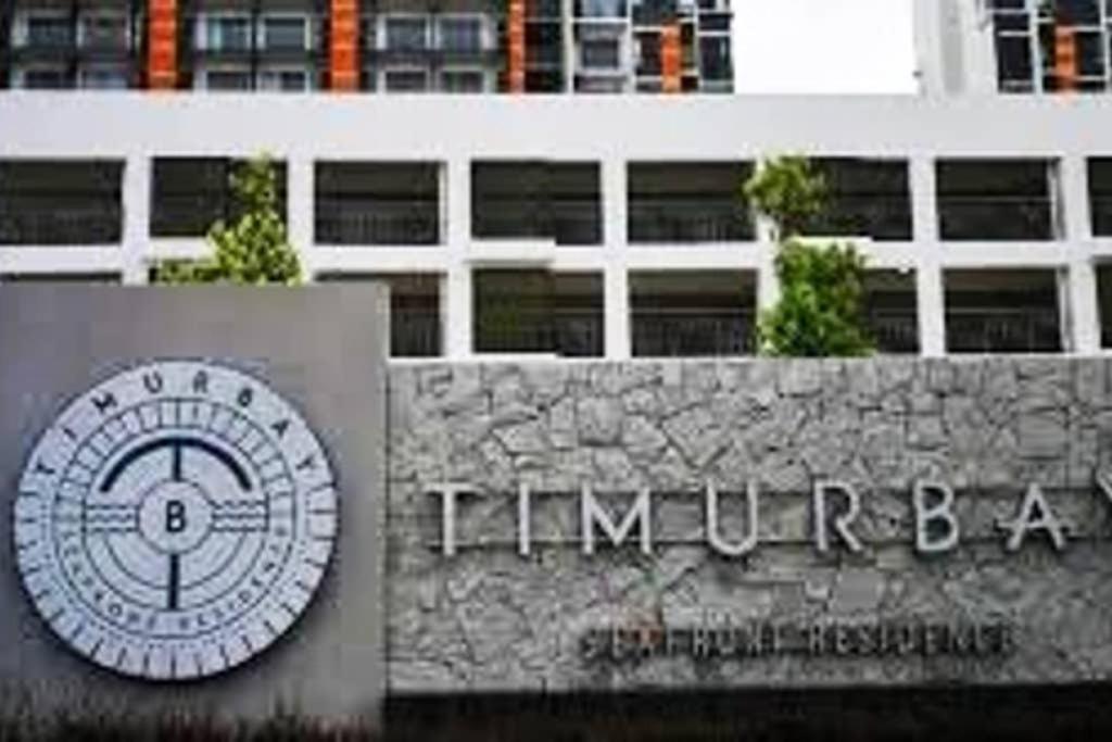 Isix Seaview 2r2b At Timurbay Pantai Balok Pahang Apartment